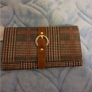 Time and Tru Wallet. NWT. Basic Wallet.